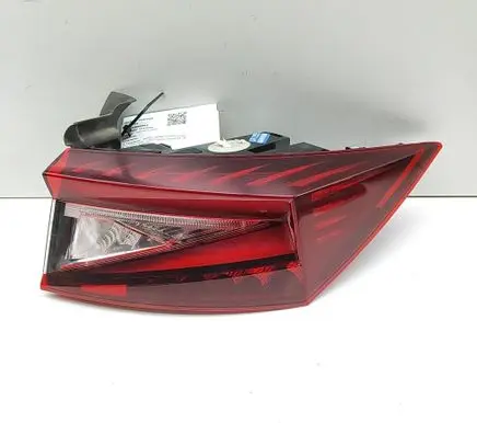Skoda Enyaq iV Rear/tail lights 5LA945208A