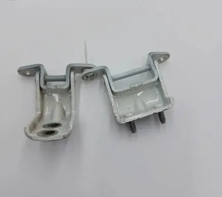 Rear door hinge set