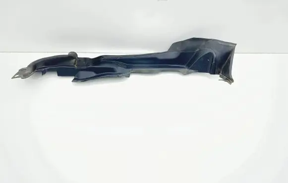 Audi A5 Fender end trim 8W6821169C