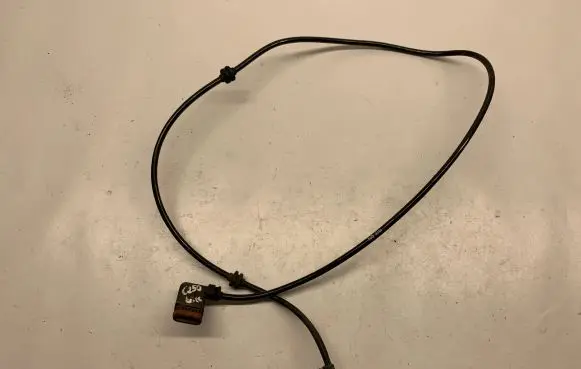 Mercedes-Benz C W204 ABS rear brake sensor A2045400317 A0395452928