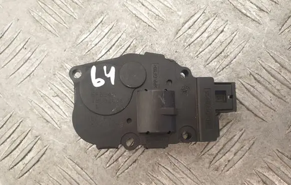 Porsche Cayenne (92A) Intake manifold valve actuator/motor 52424892 EFB340