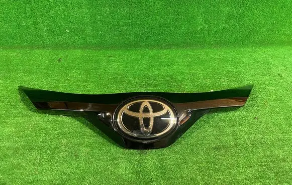 Toyota C-HR I Front grill