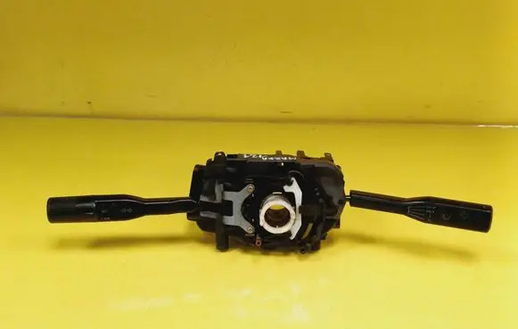 Mazda 626 Wiper turn signal indicator stalk/switch 177698