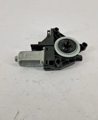 Jeep Cherokee Front door window regulator motor 931402103