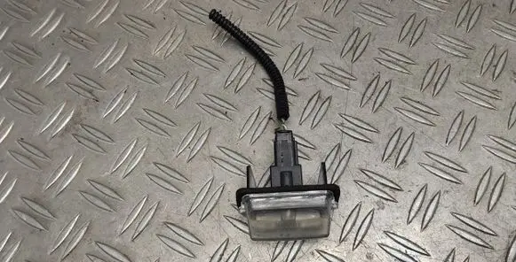 Toyota Avensis T270 Number plate light