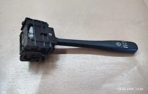 Nissan Navara D22 Wiper control stalk