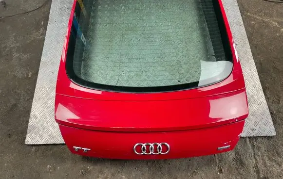 Audi TT TTS RS Mk3 8S Tailgate/trunk/boot lid