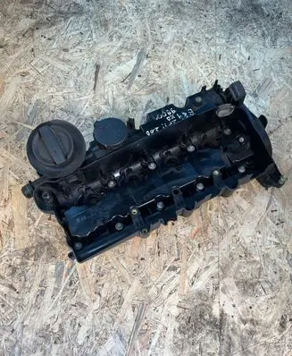 BMW X1 E84 Rocker cam cover 7797613