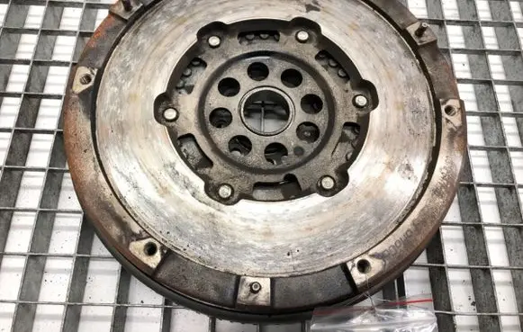 Ford Mondeo MK V Dual mass flywheel 