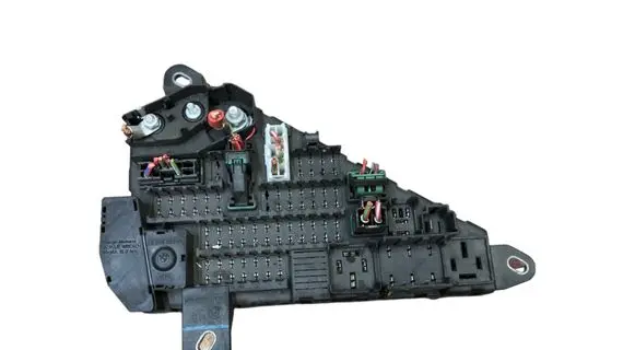 BMW 5 E60 E61 Fuse box set 690660105
