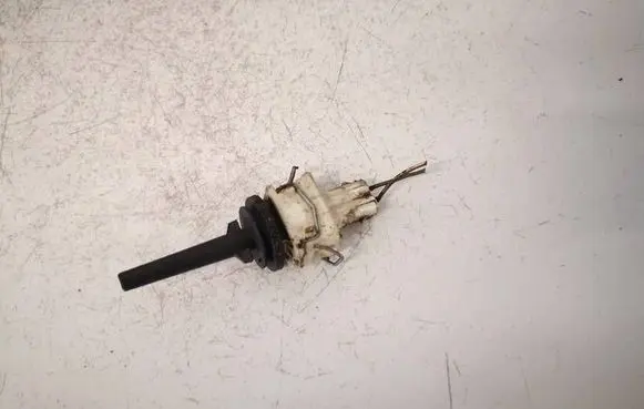 Volkswagen PASSAT B5 Interior temperature sensor 4A0820539