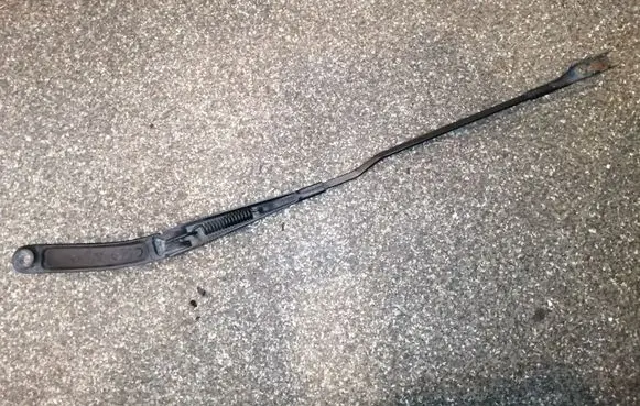 Audi A4 S4 B8 8K Front wiper blade arm 8K1955408