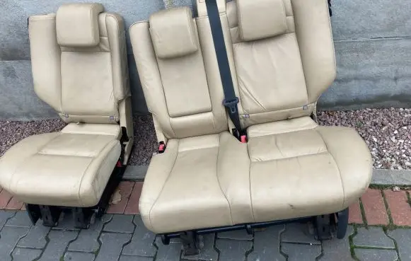 Rear seat