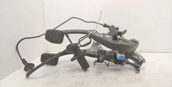BMW 5 E39 Pedal assembly 42223703