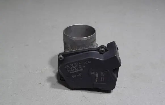Seat Ibiza IV (6J,6P) Throttle body valve 03C133062C