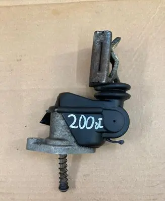 Volkswagen Transporter - Caravelle T4 Clutch release arm fork 02A141728