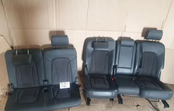 Seat set