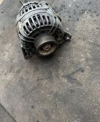 Audi A6 S6 C5 4B Generator/alternator