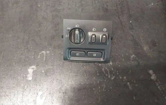 Volvo S40 Light switch 30613945