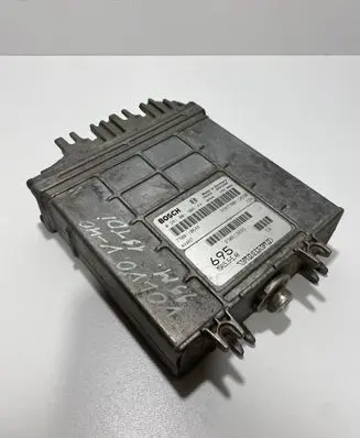 Volvo S40, V40 Engine control unit/module P30613695 0281001906 7700110648