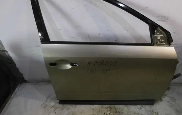 Nissan Murano Z50 Front door