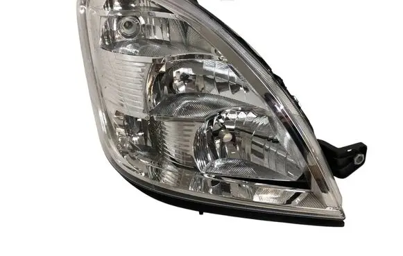 Iveco Daily 35.8 - 9 Headlight/headlamp 69500010 Replacement Taiwan