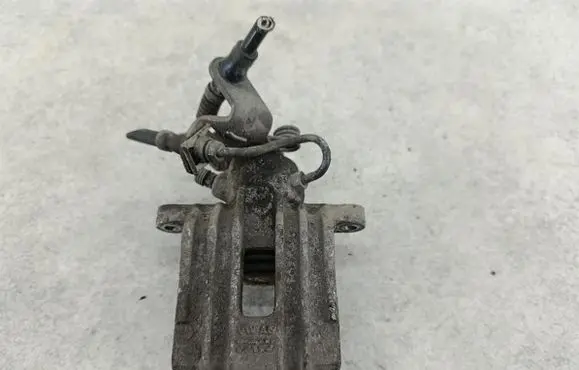 Seat Altea XL Rear brake caliper 