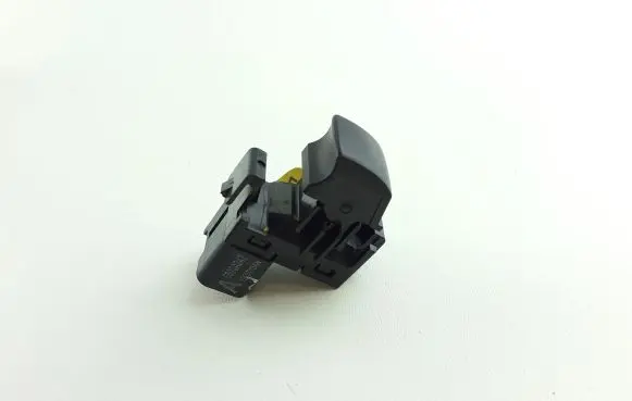 Mitsubishi Space Star Electric window control switch 8608A242 KL4147