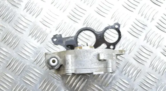 Audi A3 S3 A3 Sportback 8P Vacuum pump 03L145100F 17081734