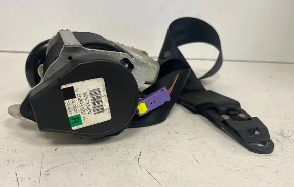 Audi Q7 4L Front seatbelt 4L1857706 606780100A