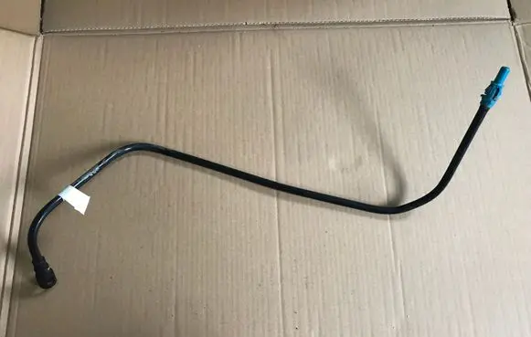 Opel Zafira B Fuel line/pipe/hose 13174611