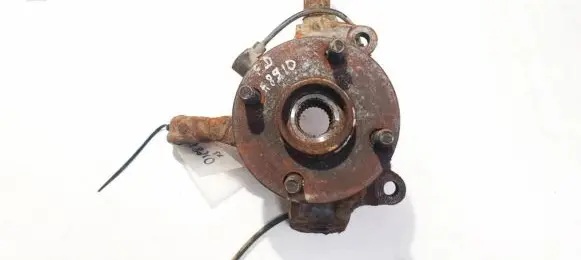 Toyota Corolla E120 E130 Front wheel hub
