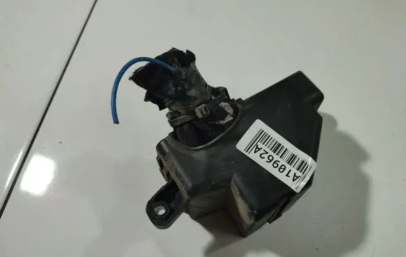 Skoda Octavia Mk2 (1Z) Fuse box set 2061129447