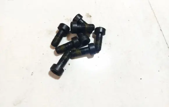 Hyundai i30 Nuts/bolts 