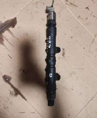 Fuel main line pipe