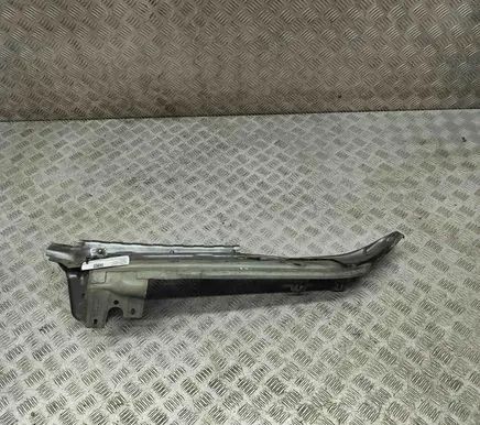 Fender mounting bracket
