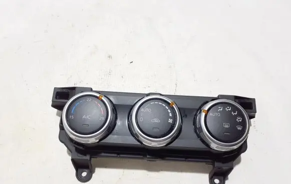 Mazda CX-3 Air conditioner control unit module DA6S61190A