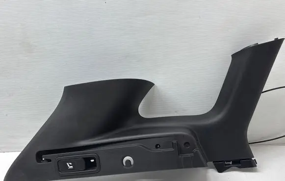 Renault Kadjar Tailgate/trunk side cover trim 769356439R 769356558R