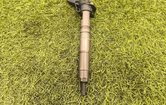 Mercedes-Benz R W251 Fuel injector A6420701187 0445116