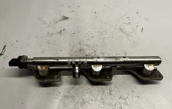 Mercedes-Benz ML W166 Fuel main line pipe A2760780245