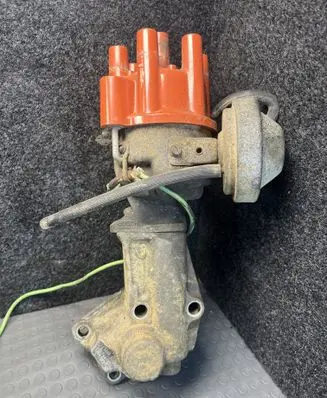 Mercedes-Benz S W126 Spark distributor 0021587601 R1101580515 0237304012