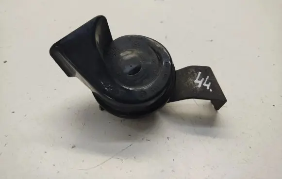 Chrysler 300 - 300C Horn signal E9011157