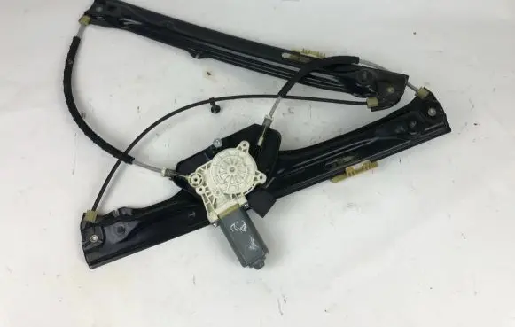 BMW X3 F25 Front door window regulator with motor 7355636 7344670