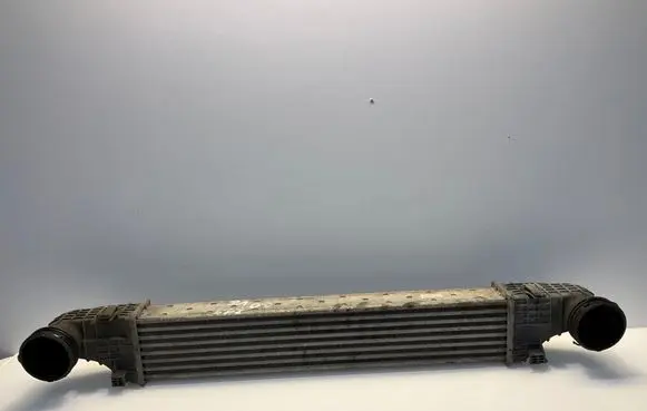 Mercedes-Benz CLS C219 Intercooler radiator A2115003902 3275377 2115003902