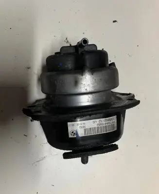 BMW X5 E70 Engine mount bracket 160042