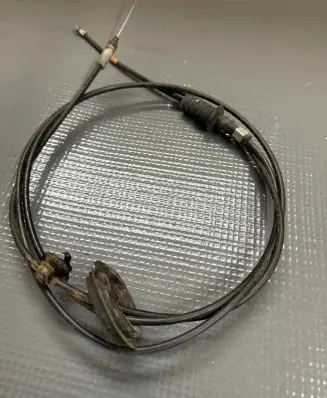 Engine bonnet/hood lock release cable