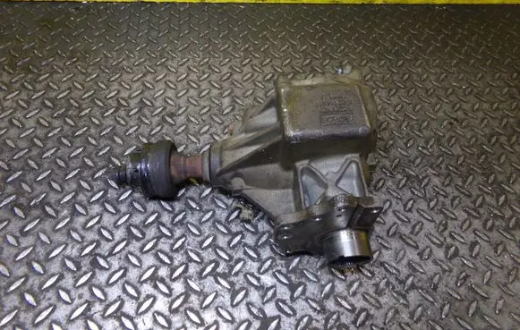 Land Rover Freelander 2 - LR2 Gearbox transfer box case 7527111200 1HTS21