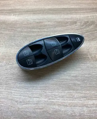 Mercedes-Benz E W211 Electric window control switch A2118219951