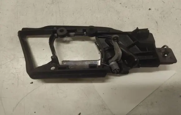 Volkswagen Polo IV 9N3 Rear door interior handle 6Q0839173