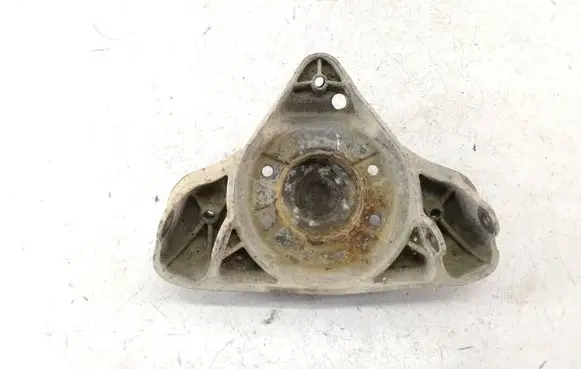 Volkswagen PASSAT B5.5 Coil spring mount 8D0412383E